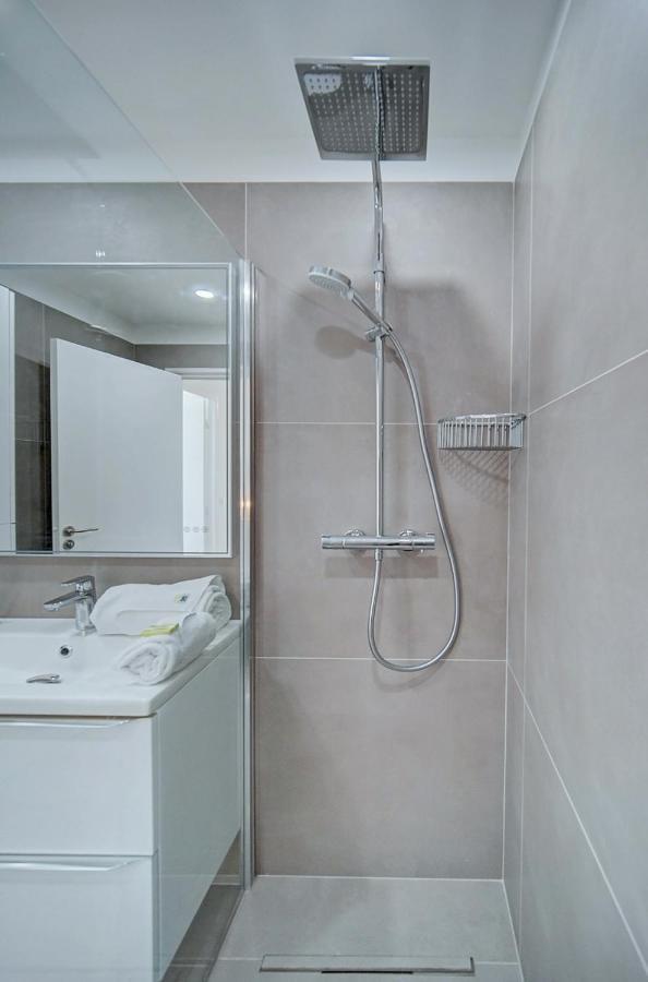 Immogroom- Renovated- Large Terrace- Ac- Shops- Parking Cannes Luaran gambar